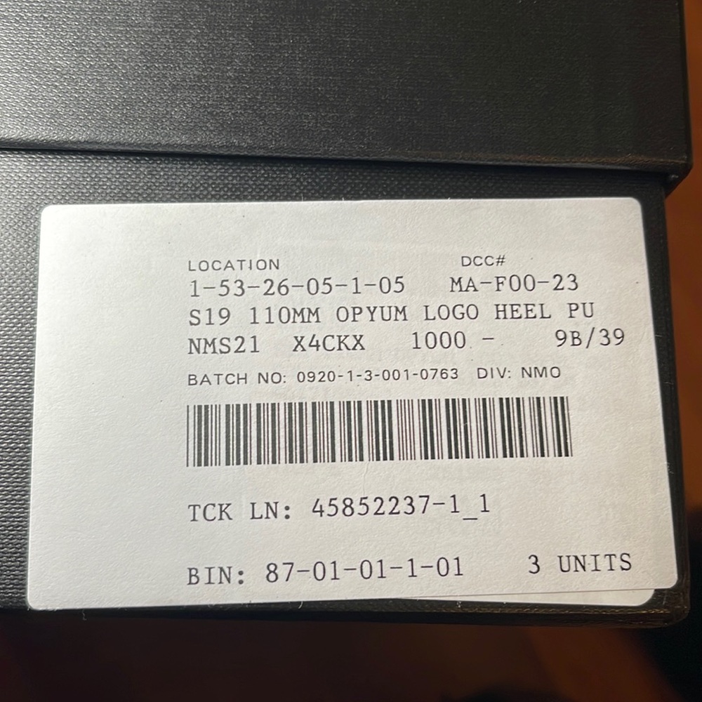 100% AUTHENTIC SAINT LAURENT HEELS - Picture 5 of 6